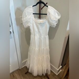 Beautiful White Dress with puffy sleeves